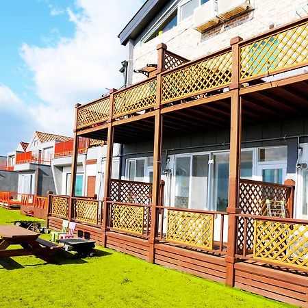 Haevichi Pension Seogwipo Exterior photo